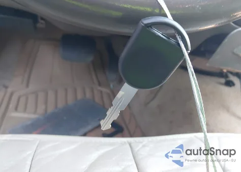 2010 Mercury Grand Marquis Ls (Fleet Only) from USA, damaged, VIN 2MEBM7FV4AX604922